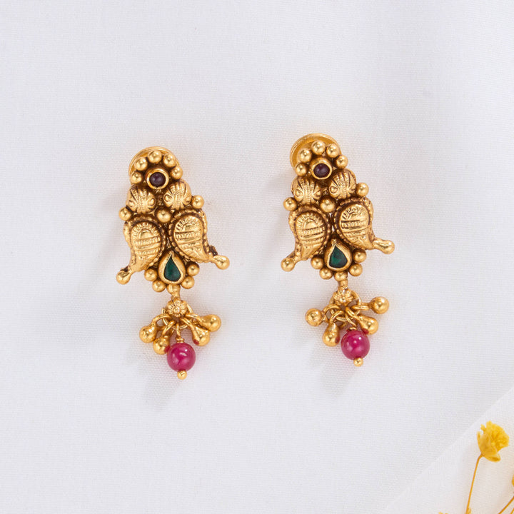 Yashikaa Nagas Short Necklace Set