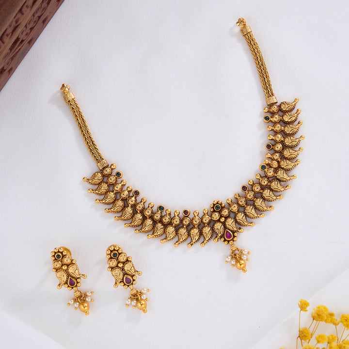 Elenikaa Nagas Short Necklace Set