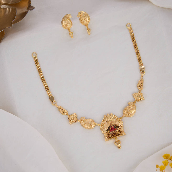 Attractive 3D Nagas Short Necklace Set