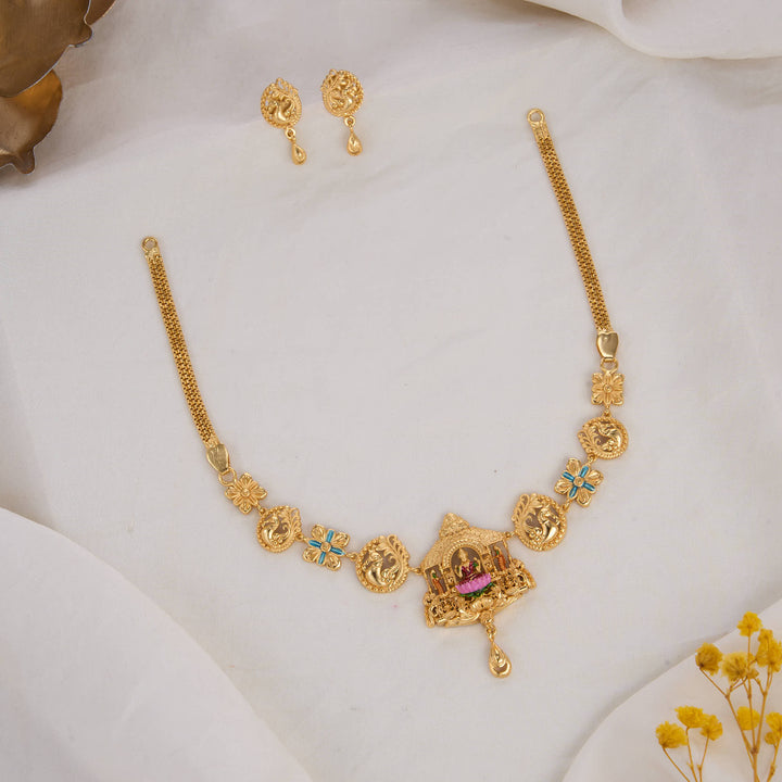 Divine Look 3D Spl Short Necklace Set