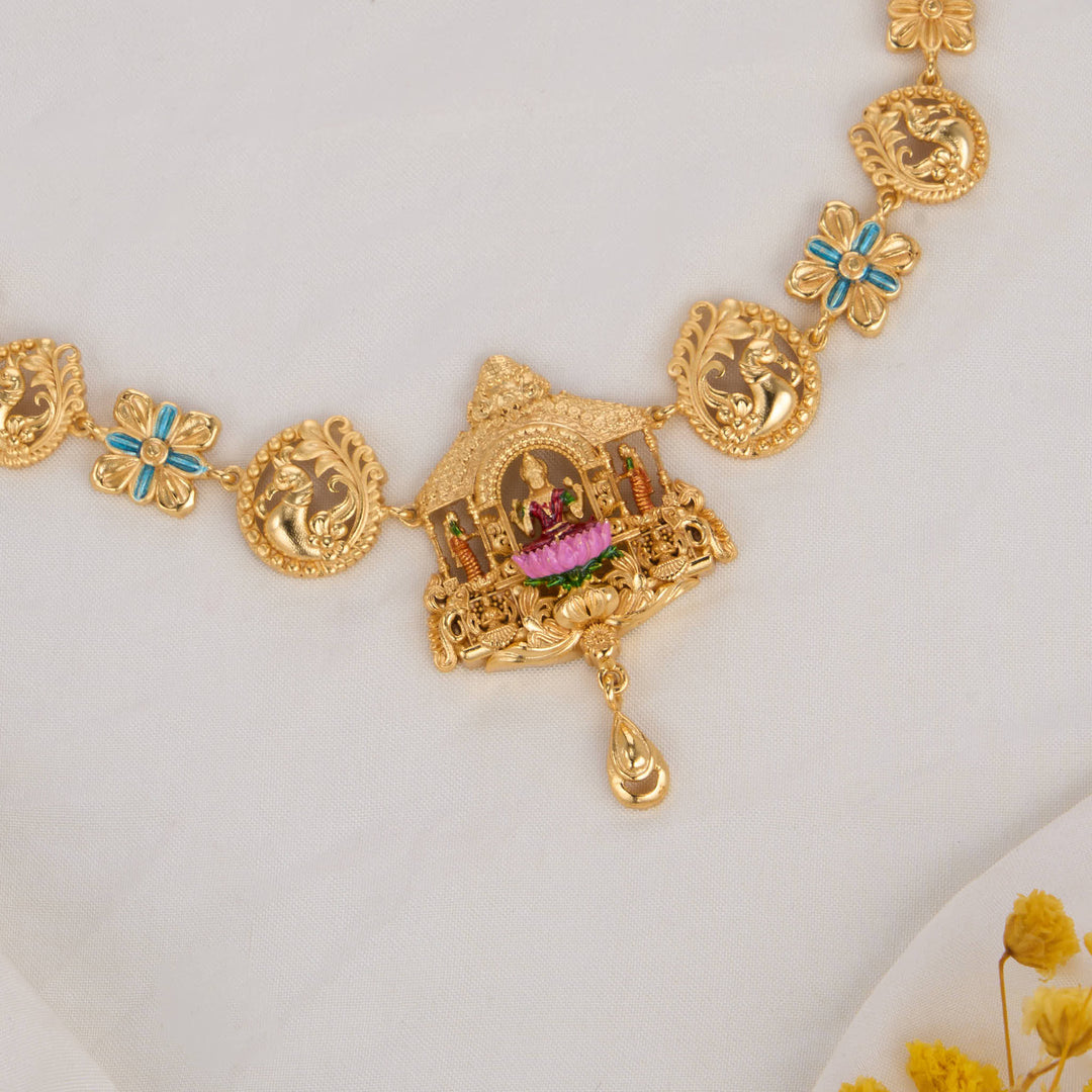 Divine Look 3D Spl Short Necklace Set