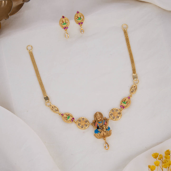 Devikha 3D Nagas Short Necklace Set