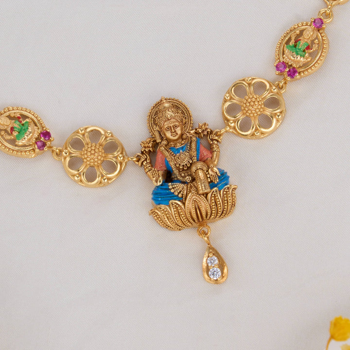 Devikha 3D Nagas Short Necklace Set