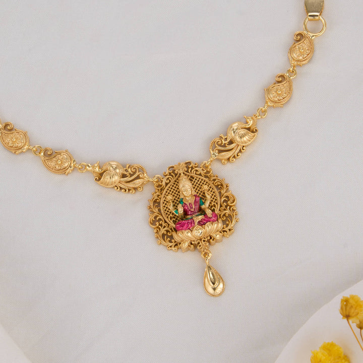 Elegant 3D Spl Short Necklace Set