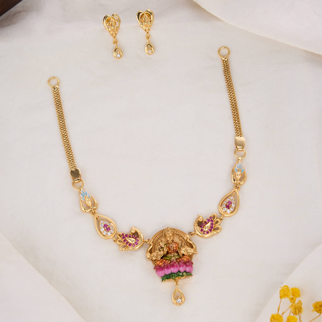 Majestic 3D Spl Short Necklace Set