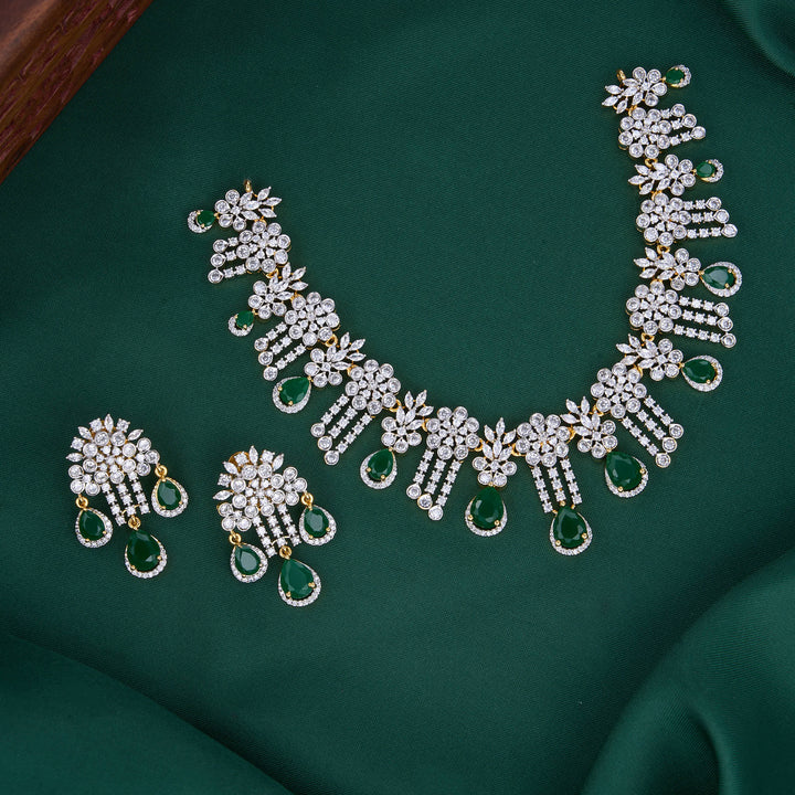 Arnikaa Avikam Short Necklace Set