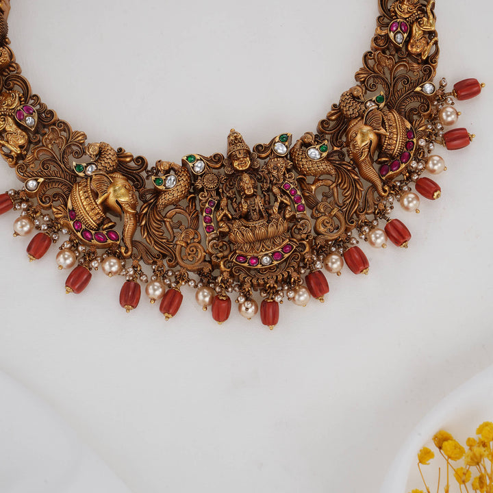 Divine Look 3D Spl Short Necklace
