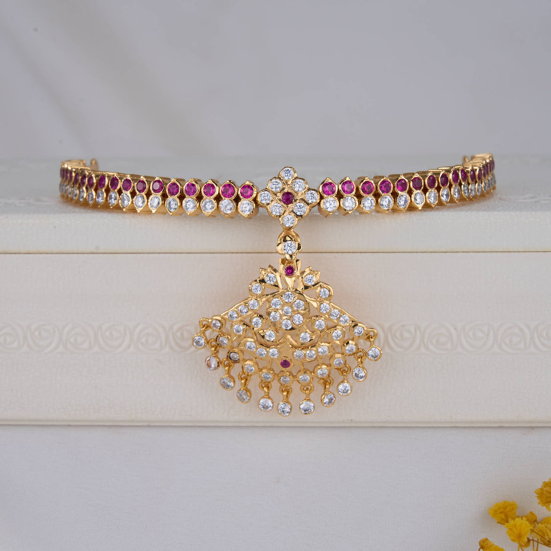 Pretty Look Attigai Necklace