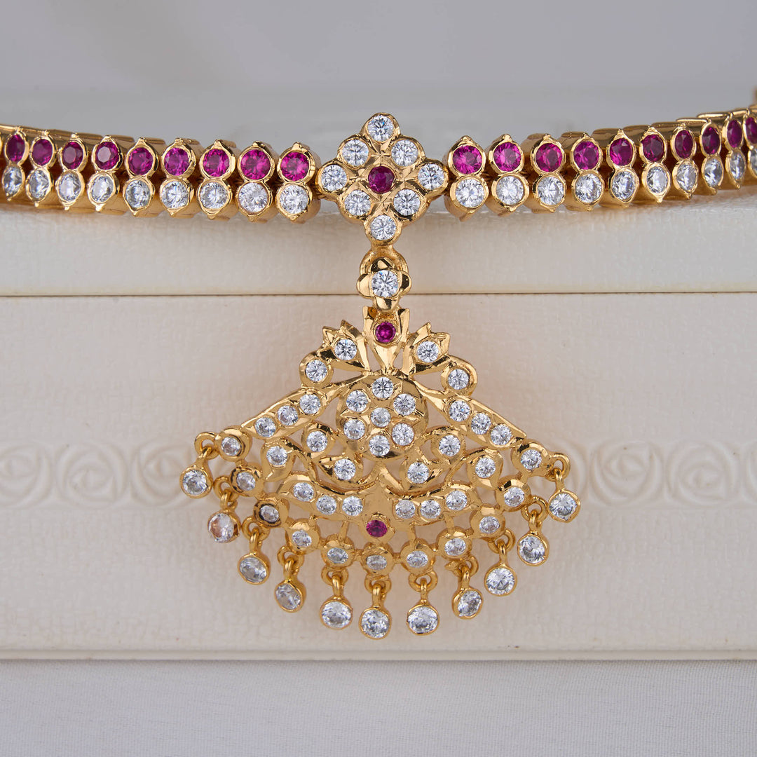 Pretty Look Attigai Necklace
