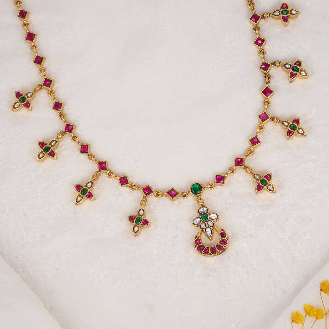Elovia Kundan Short Necklace