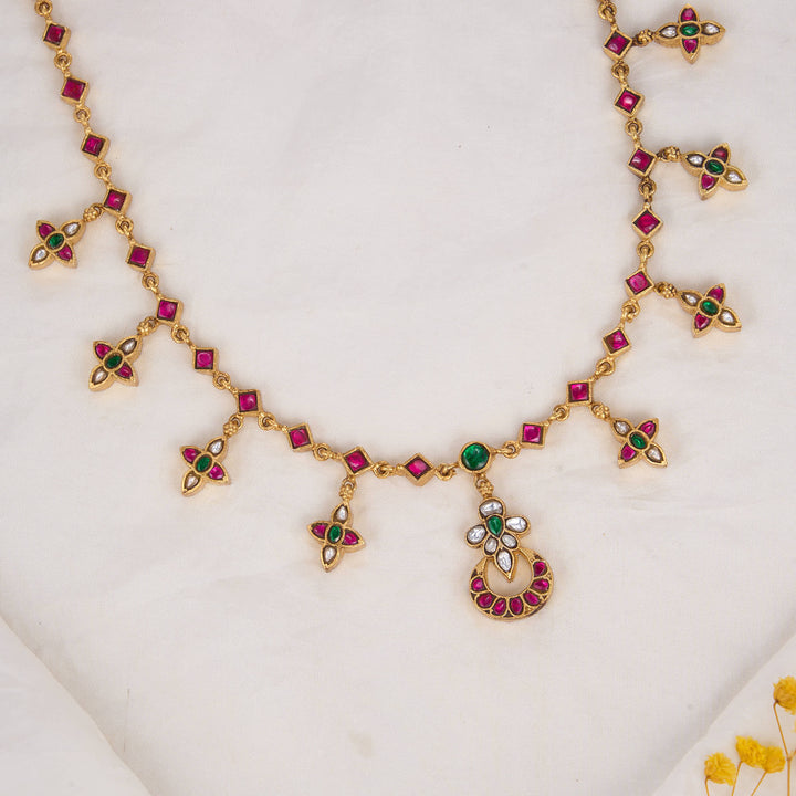 Elovia Kundan Short Necklace