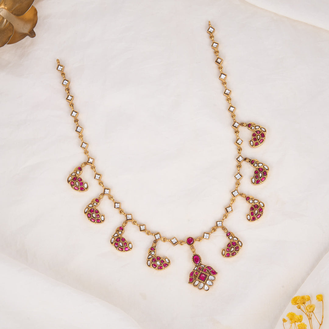 Lunora Kundan Short Necklace