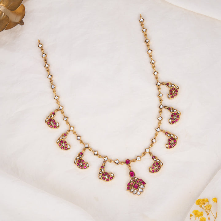 Lunora Kundan Short Necklace