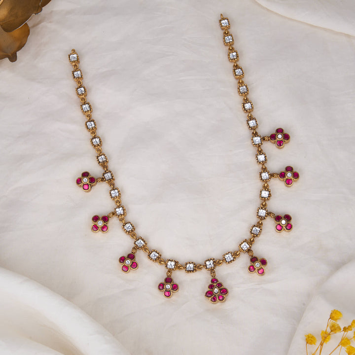 Ivanika Kundan Short Necklace