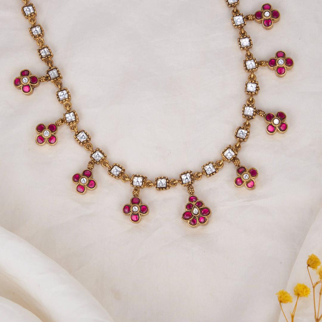 Ivanika Kundan Short Necklace