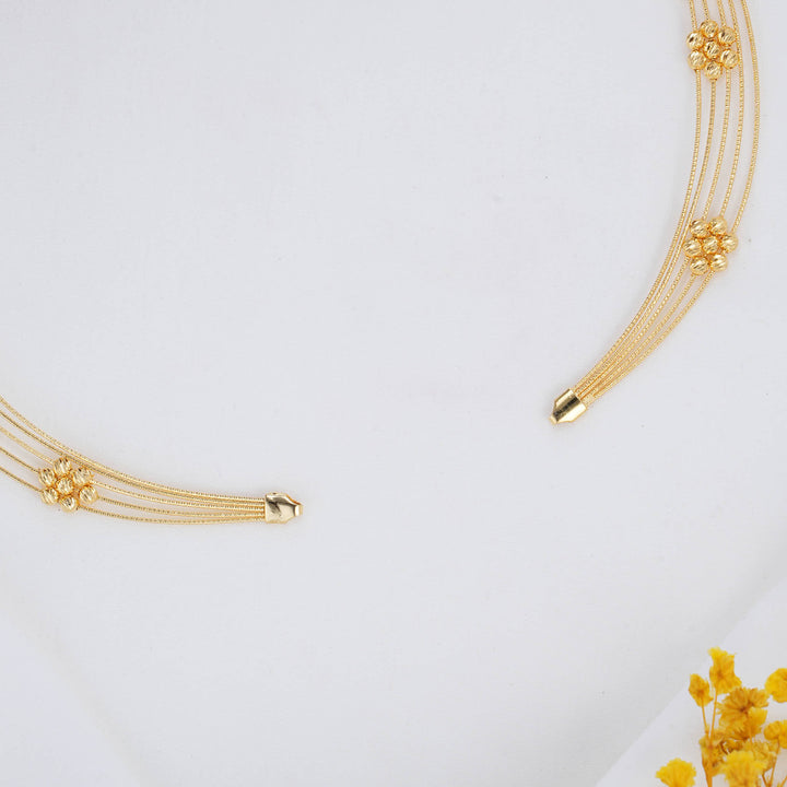 Enikaa Hasli Necklace