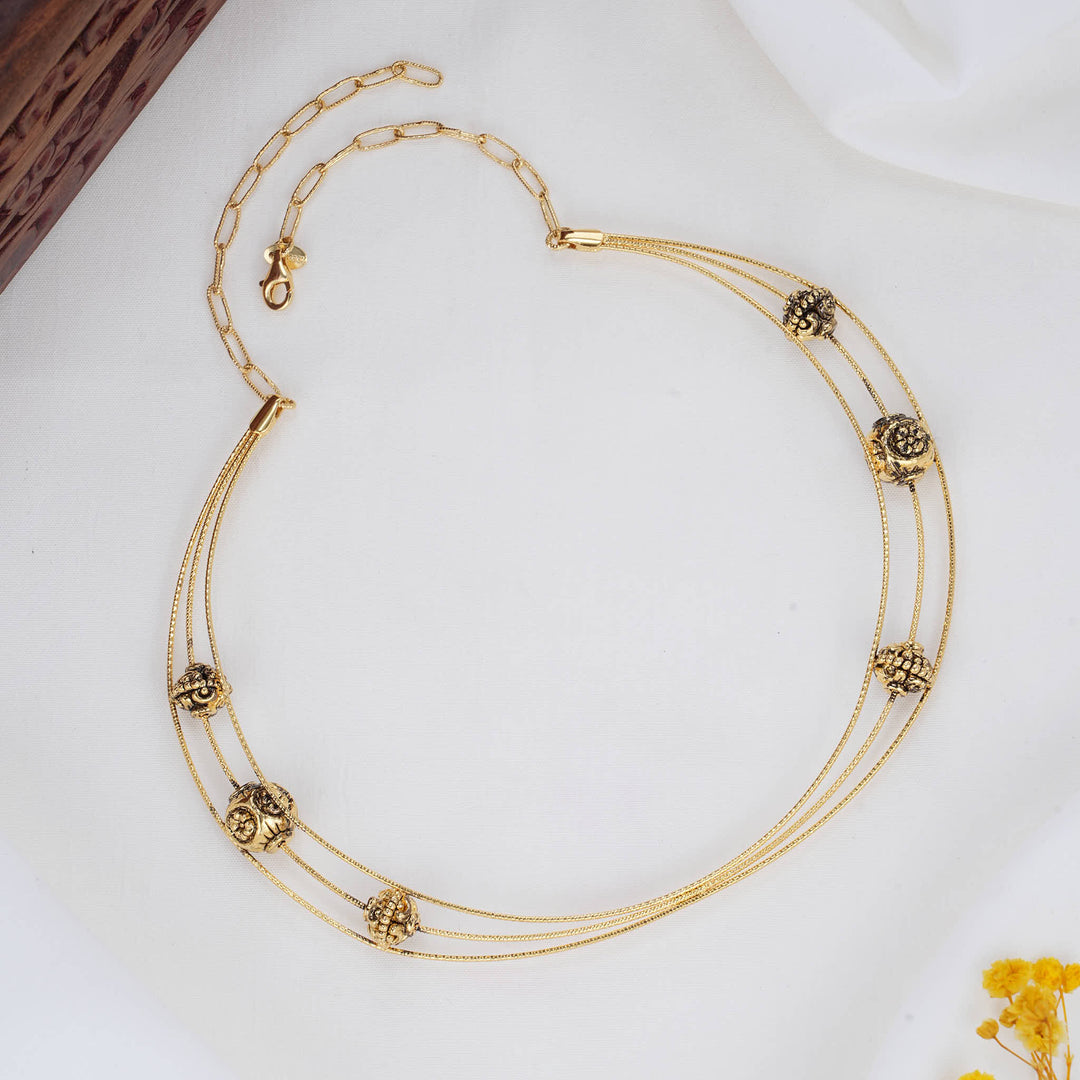 Mansika Hasli Necklace