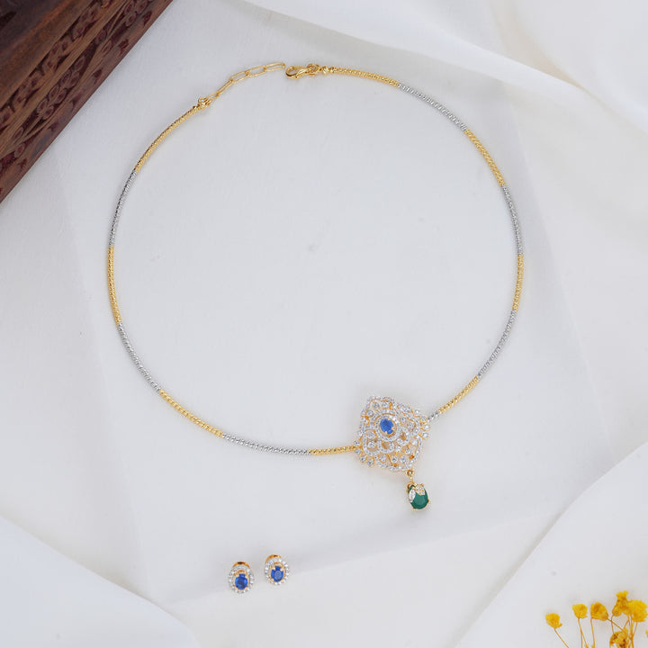 Samaira Hasli with Pendant Set