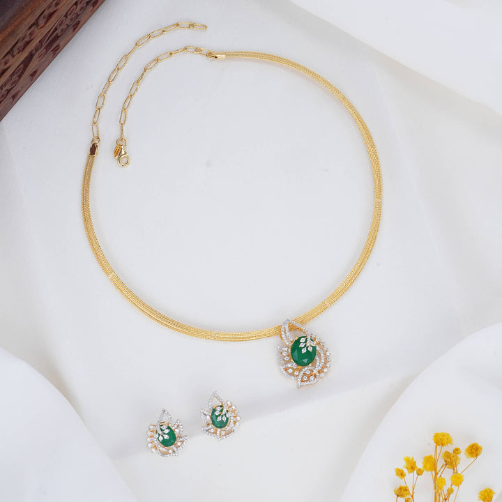 Elinkaa Hasli with Pendant Set