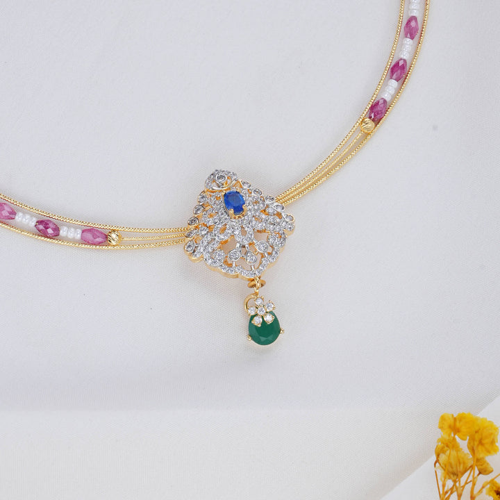 Shristikaa Hasli with Pendant Set