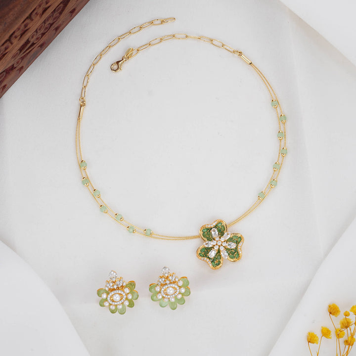 Zivikaa Hasli with Pendant Set