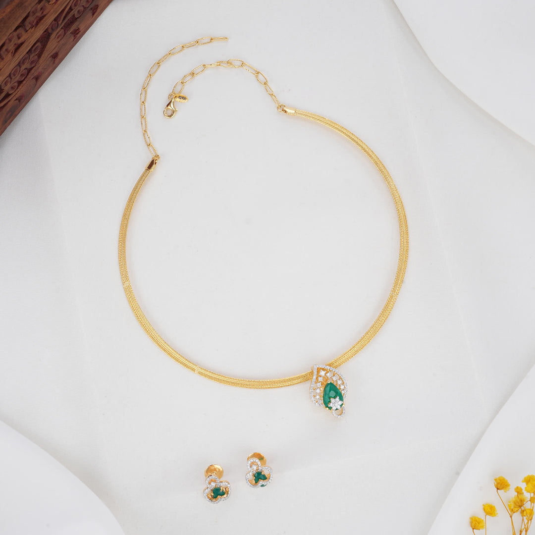 Briziyaa Hasli with Pendant Set