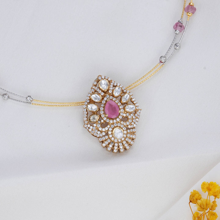 Liyanikaa Hasli with Pendant Set