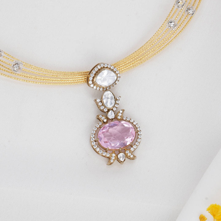 Maisha Hasli with Pendant Set
