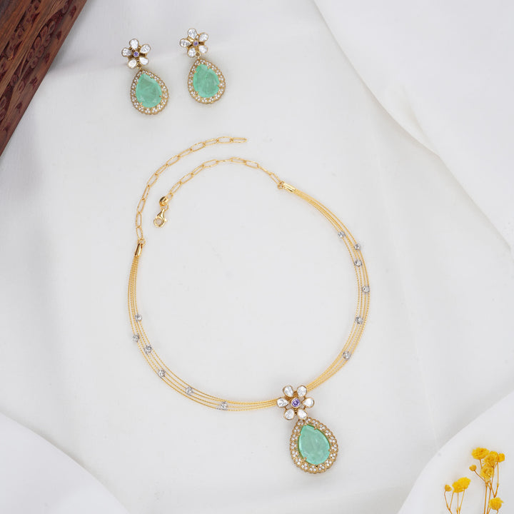 Glowing Hasli with Pendant Set