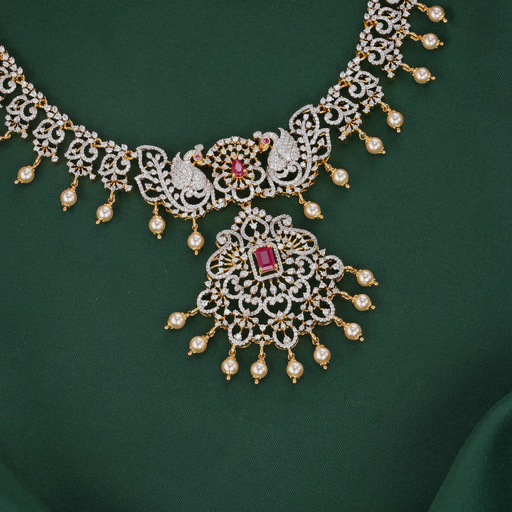 Sparkle Avikam Short Necklace Set