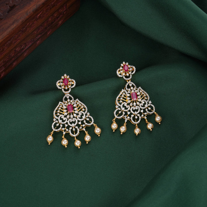 Sparkle Avikam Short Necklace Set