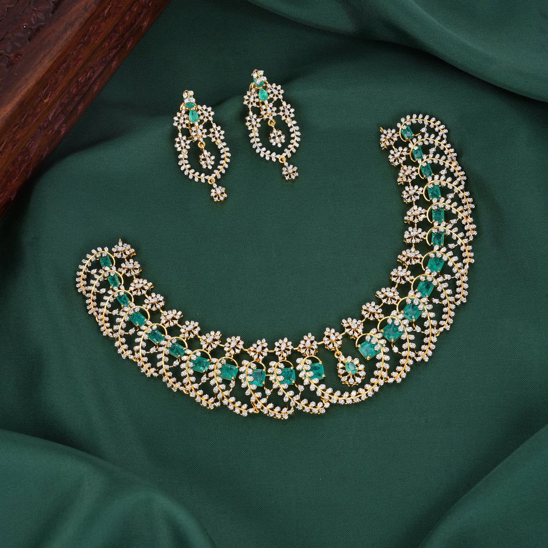 Dazzling Avikam Short Necklace Set