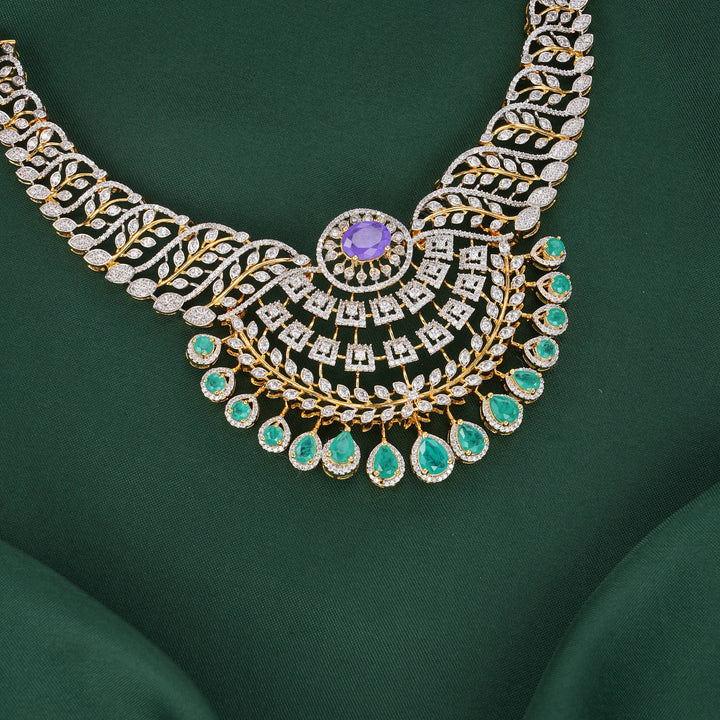 Grand Luxe Avikam Short Necklace Set