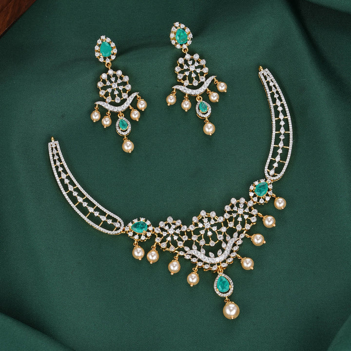 Stunning Avikam Short Necklace Set