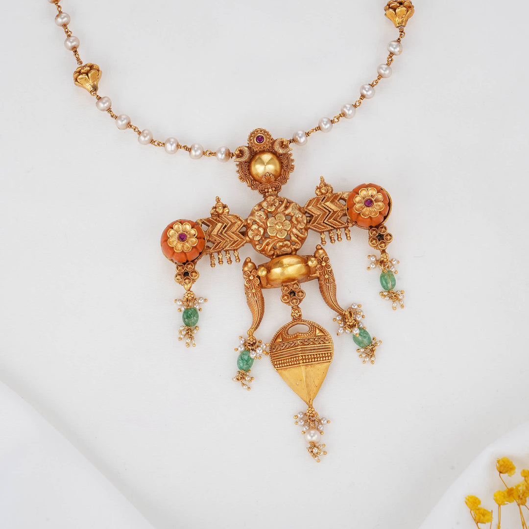 Trendy Look Long Necklace