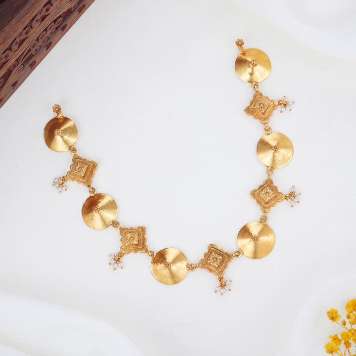 Glowing Boho Short Necklace