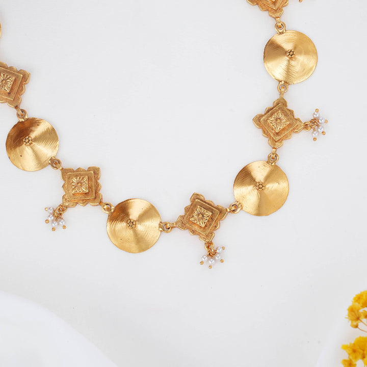 Glowing Boho Short Necklace