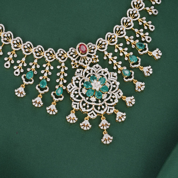 Mesmerizing Avikam Short Necklace Set
