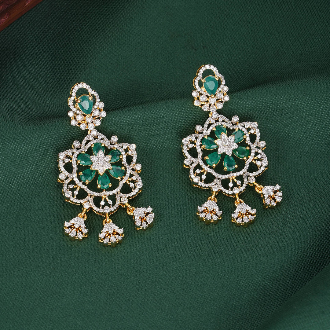 Mesmerizing Avikam Short Necklace Set