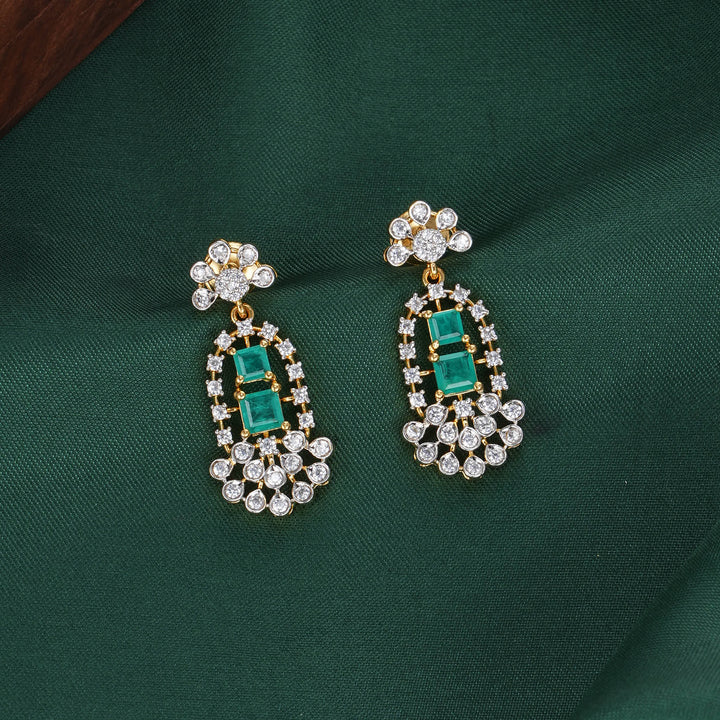Unique Catchy Avikam Short Necklace Set