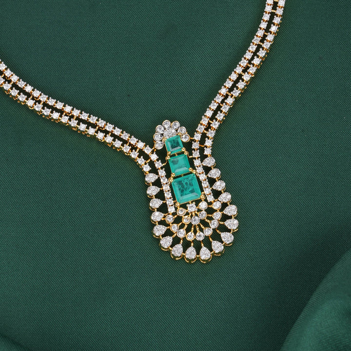 Unique Catchy Avikam Short Necklace Set