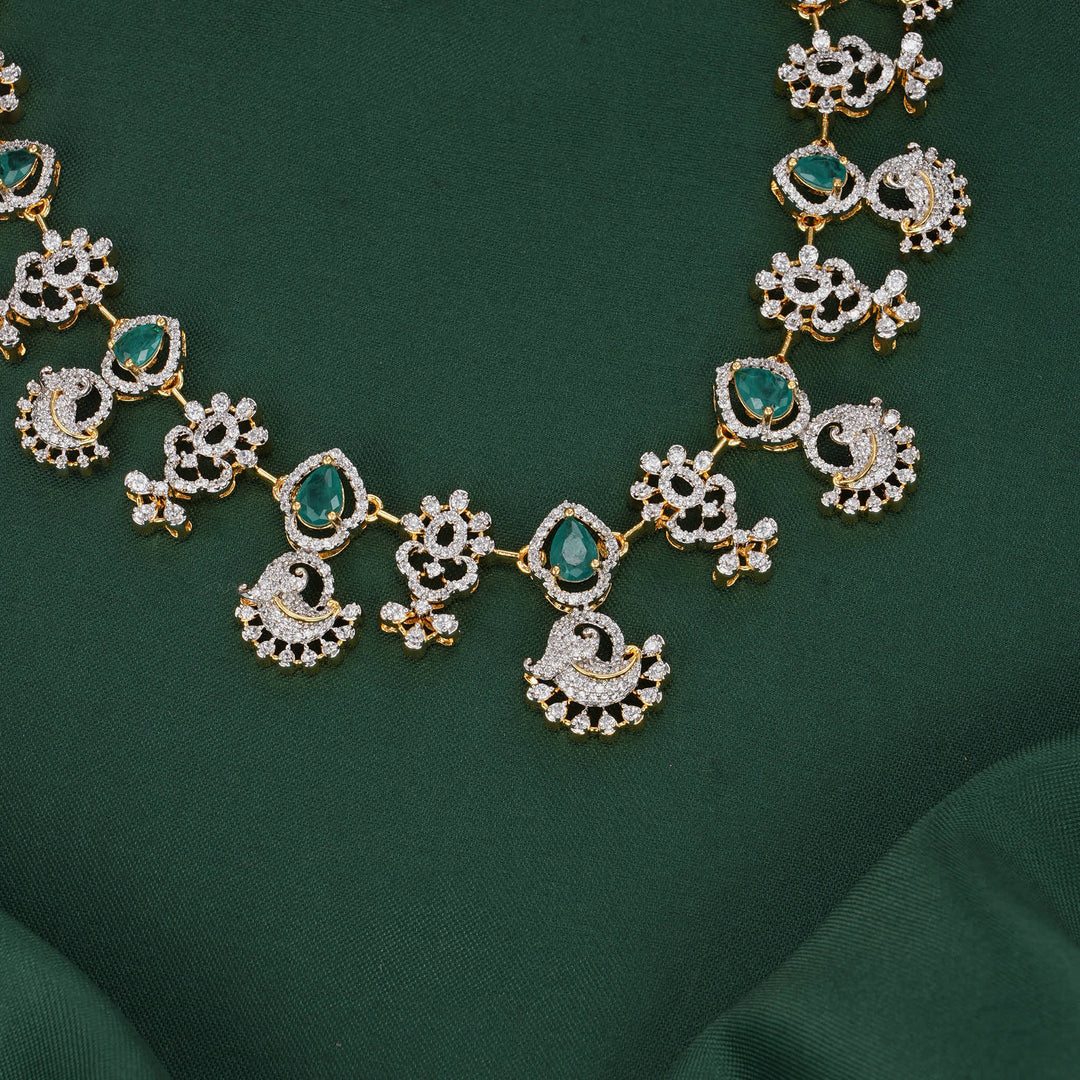 Stunning Avikam Short Necklace Set