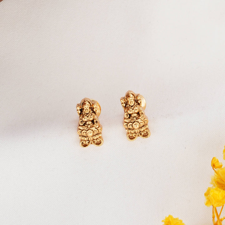 Simply Beautiful Nagas Short Necklace Set