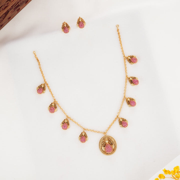 Warm and Charming Nagas Short Necklace Set