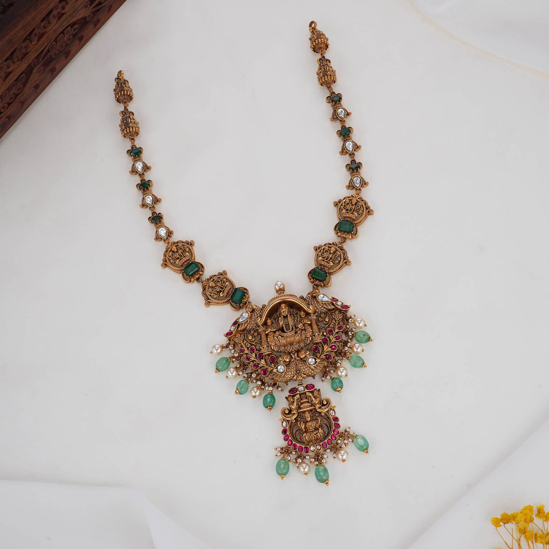 Luxurious 3D Spl Long Necklace