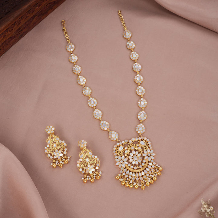 Fabulous Kundan Long Necklace Set