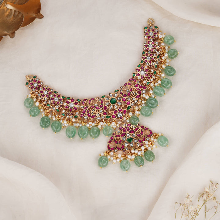 Anvika Kundan Short Necklace