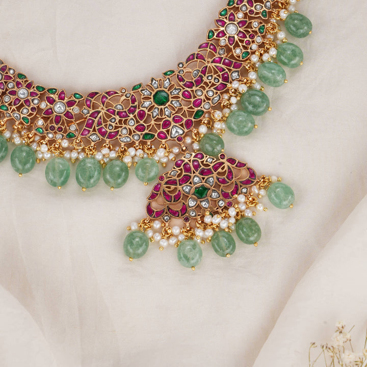 Anvika Kundan Short Necklace