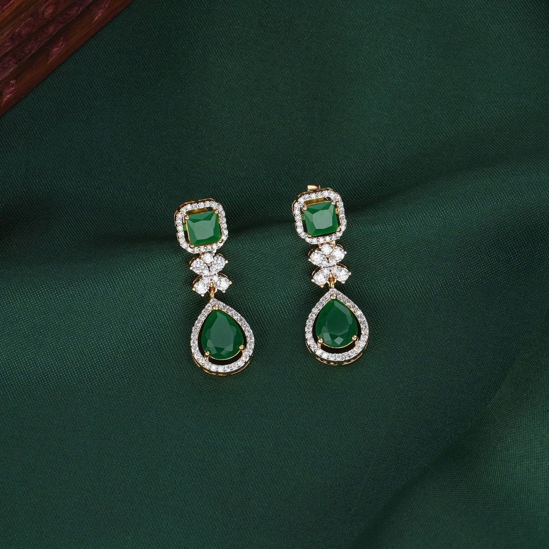 Mesmerizing Avikam Necklace Set