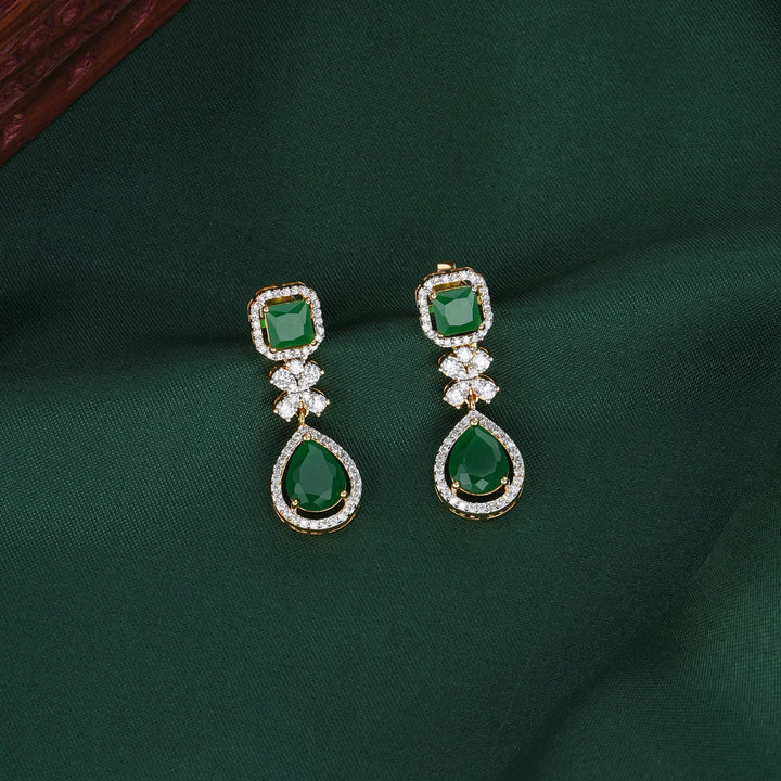 Mesmerizing Avikam Necklace Set